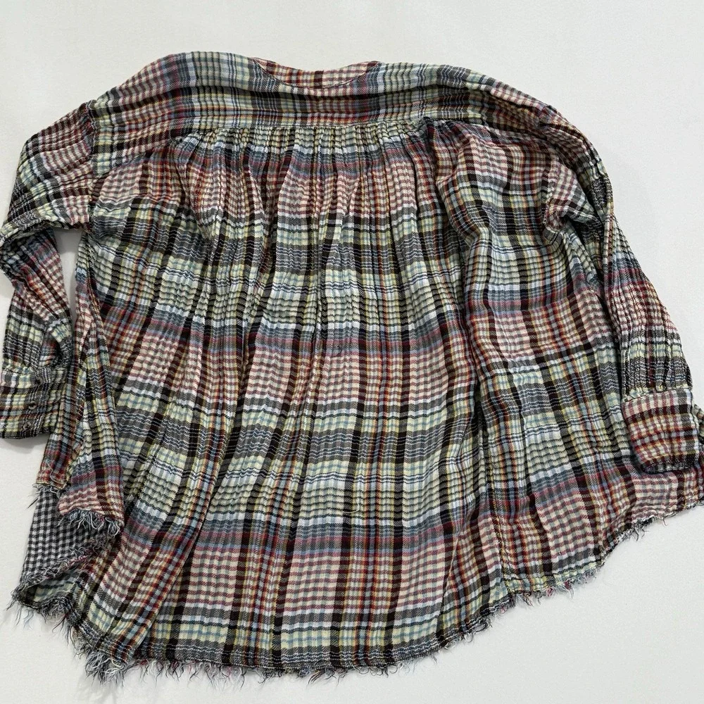 Free People Come On‎ Over Oversized Multicolor Plaid Flannel Button Top Size XS - Picture 4 of 4